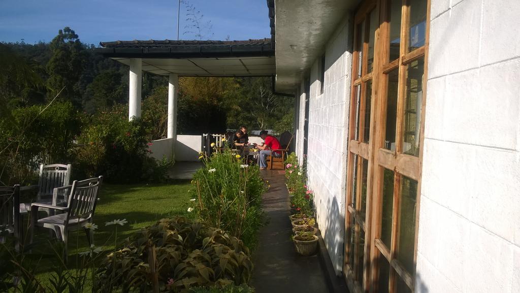Srihelyes Inn Nuwara Eliya Exterior foto